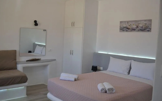 Oniropetra Apartaments