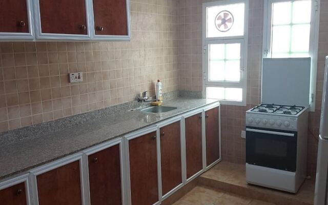 Danat Mazoon Hotel Apartments