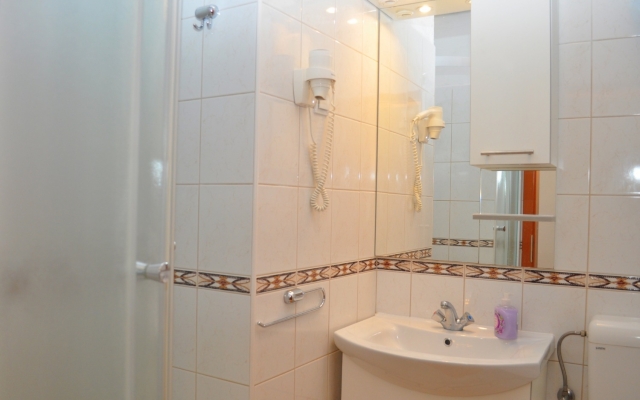 Room Ljuba - 130 meter from sea R7 Makarska, Riviera Makarska