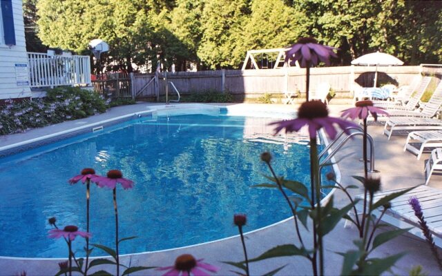 Atlantic Birches Inn