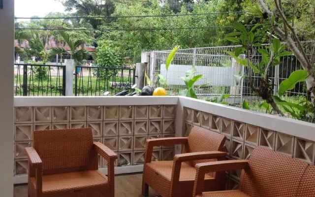 Rion Hostel Bogor