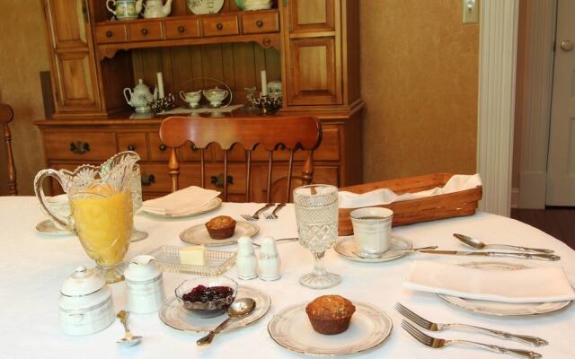 Maple Shade Bed & Breakfast