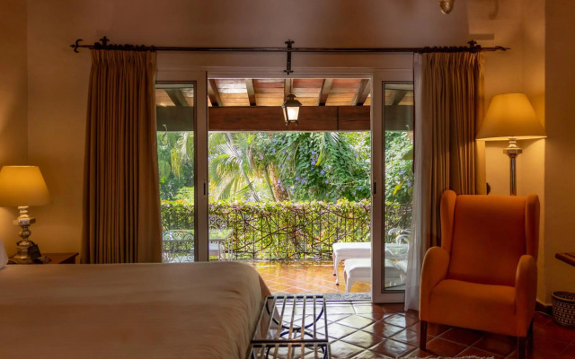 Las Mananitas Hotel Garden Restaurant and Spa