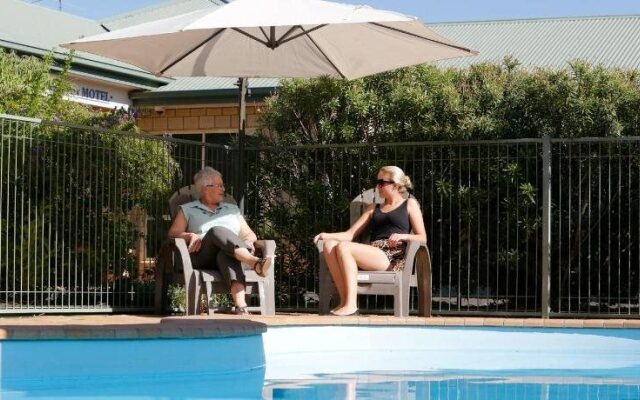 Jacaranda Country Motel