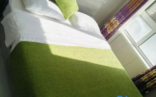 Mancheng Yunqi Homestay (Development Zone Wanda Plaza)