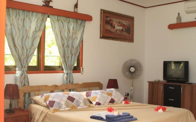 Veronic Self-Catering Guest House