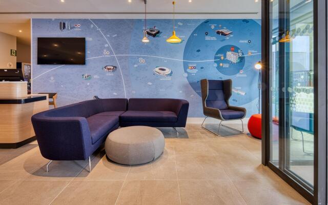 Holiday Inn Express Madrid Airport by IHG