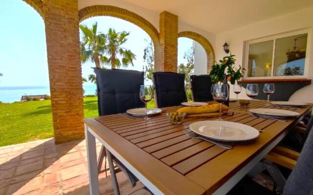 Amazing 4 bedroom Villa with private Pool and Garden