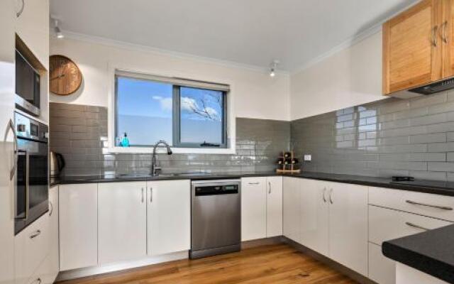 GRANITE BEACH HOUSE @ Bay of Fires