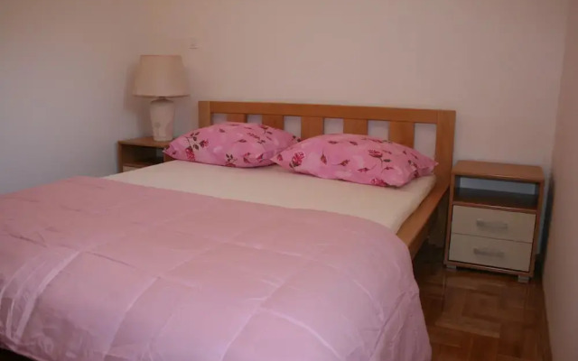 Apartments Mrduljas