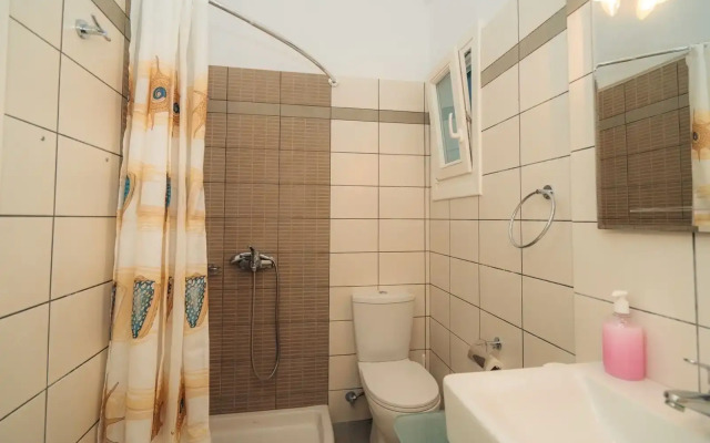 Rooms & Apartments Archontou