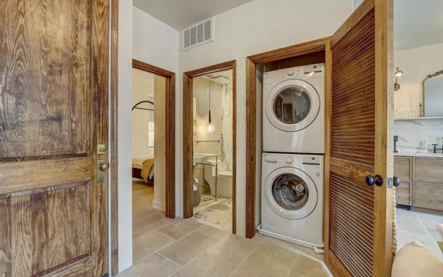 FRONTDESK 313 South St Apts Philadelphia