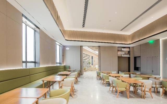 Ji Hotel Chengdu Sichuan Normal University – Business – Chengdu
