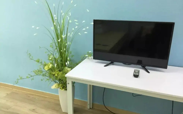 Lee Apartment 1