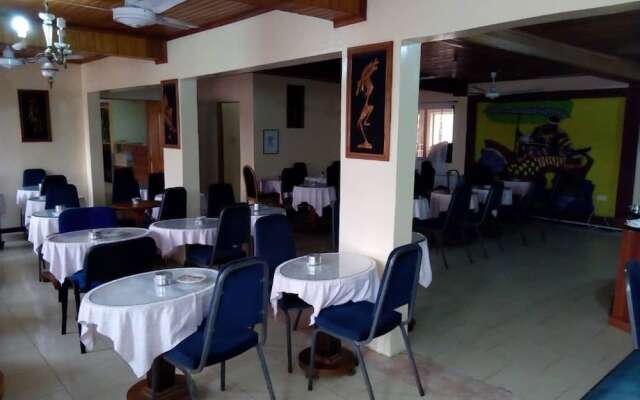 Tadomah Hotel