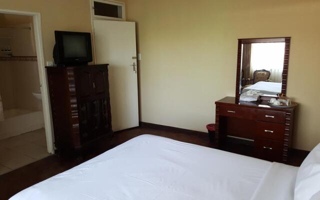 River-Ridge Guest House