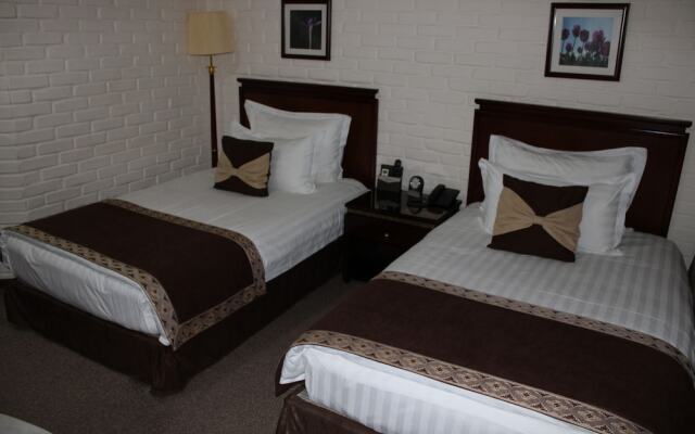 Zarafshan Grand Hotel FIEZ