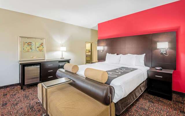 La Quinta Inn & Suites by Wyndham Elk City