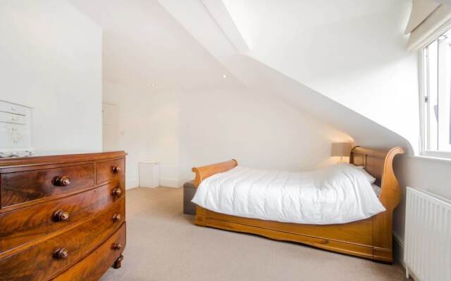 Veeve - Tierney Treasure