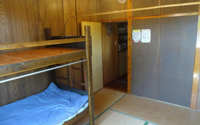 Hotel Hibiscus - Hostel – Guest Rooms – Kurima Island