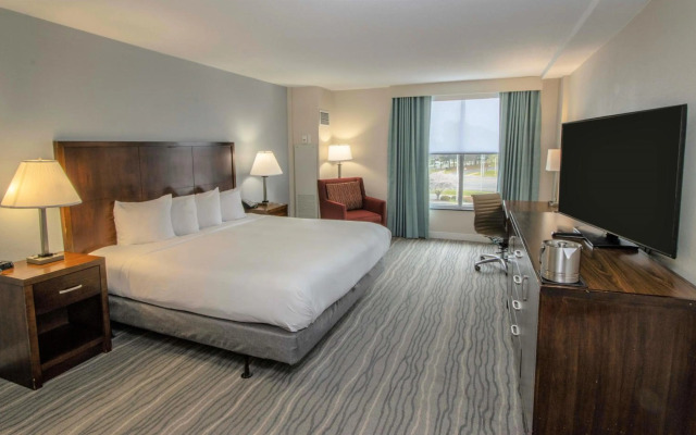 Doubletree by Hilton Hotel Norfolk Airport