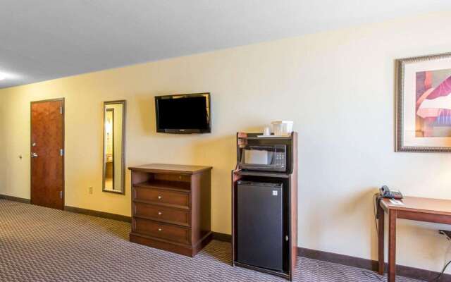 Comfort Inn & Suites Madisonville