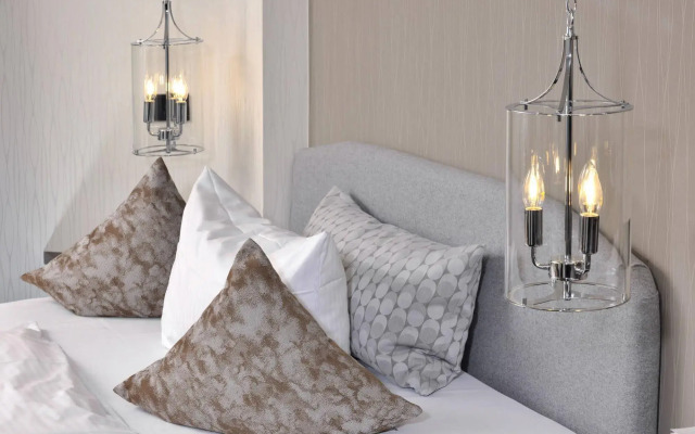 Lobinger Hotel - Weisses Ross