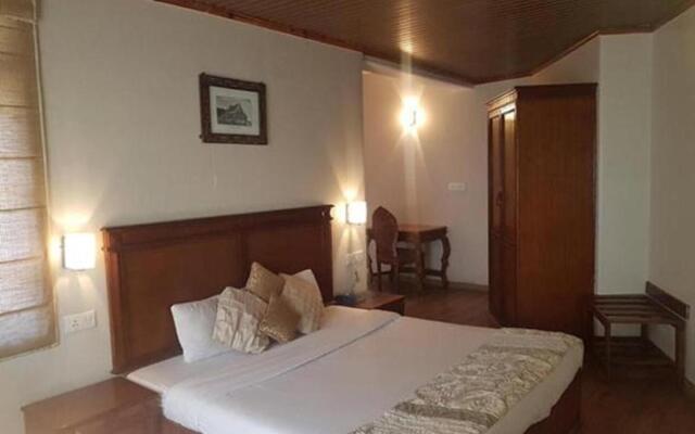 Wingait Inn - Hotel Near The Mall Road