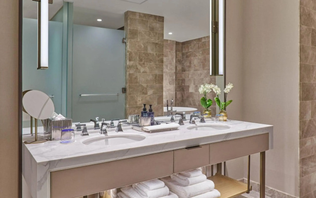 The St. Regis Chicago