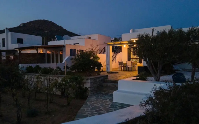 Sunset Beach House With two Bedrooms