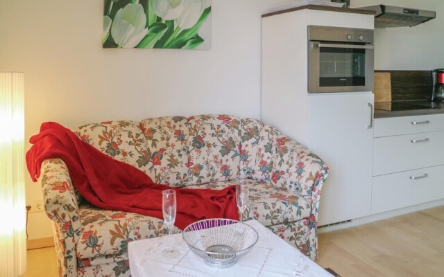 Awesome Apartment in Warnemünde With 1 Bedrooms and Wifi
