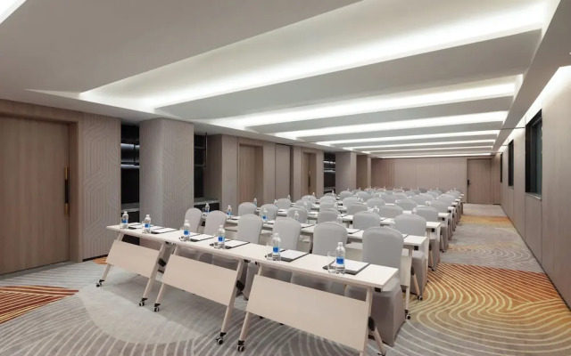 Holiday Inn Hotel & Suites Shanghai Changfeng by IHG