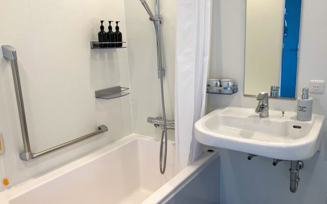 SETOUCHI KEIRIN HOTEL 10 by Onko Chishin