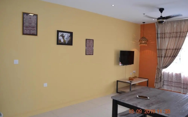 Times Square Cozy Home City Centre