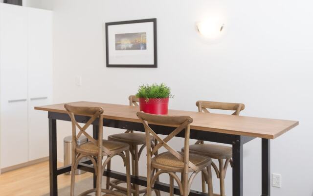 TOWNY - Top Floor Tranquility - 2 Bedrooms