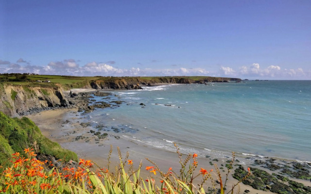 Beach Haven Apartments