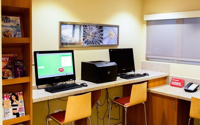 TownePlace Suites by Marriott Lancaster, CA