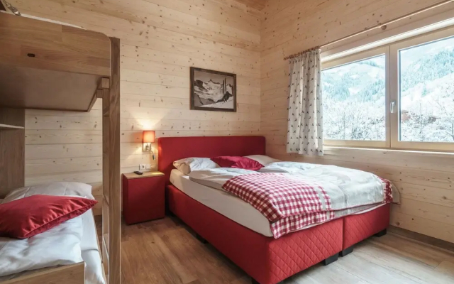 Chalet In Kaprun With Sauna, Hot Tub, Terrace, Fenced Garden