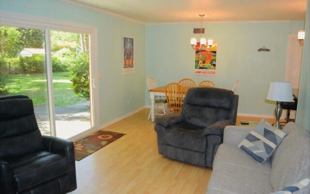 A Jekyll Interlude 3 Bedroom Home
