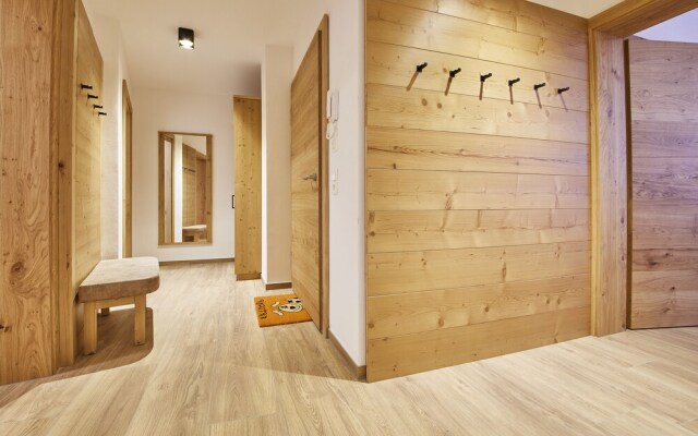 The Peak - Premium Apartments