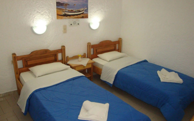 Maria Flora Apartments