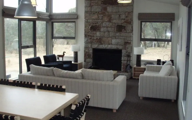 Oaks Lake Crackenback Resort