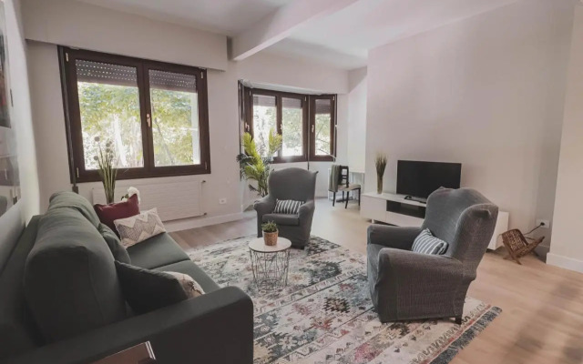 Park view beautiful apartment Bilbao