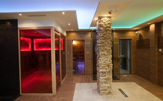 Amira Boutique Hotel