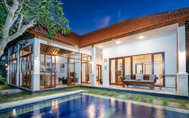 5Min WALK TO Beach - PRIVATE POOL MAHAYANA VILLA