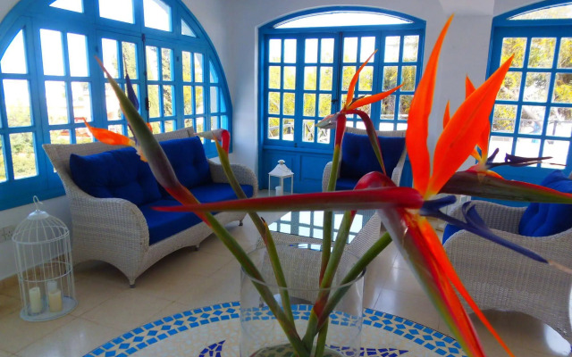Marelia Apartments