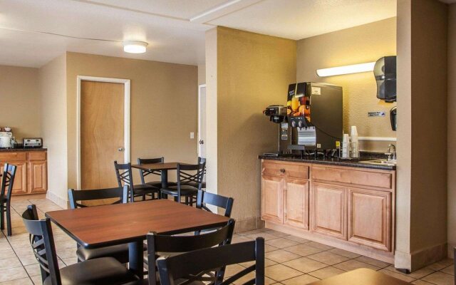 Best Western Plus St. Louis Airport Hotel