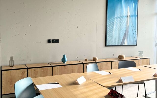 Ibis Lunel Petite Camargue