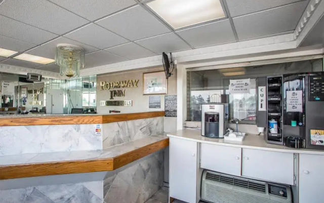 Downbeach Inn