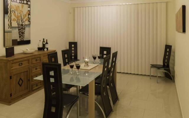 Villa Azure - LH122 By Villas Now Ltd